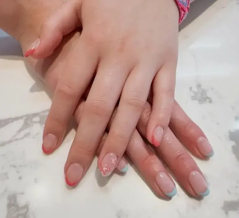 Coral Aqua Sparkle French