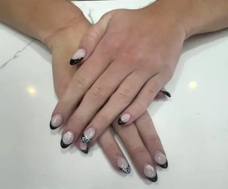 Black French Spiderweb