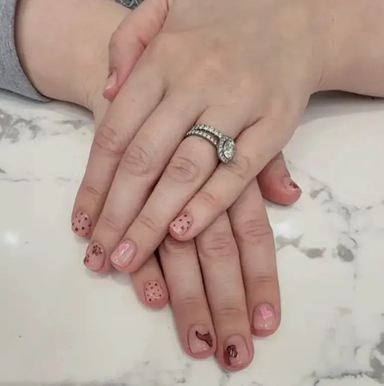 Nude Heart Dot Accents
