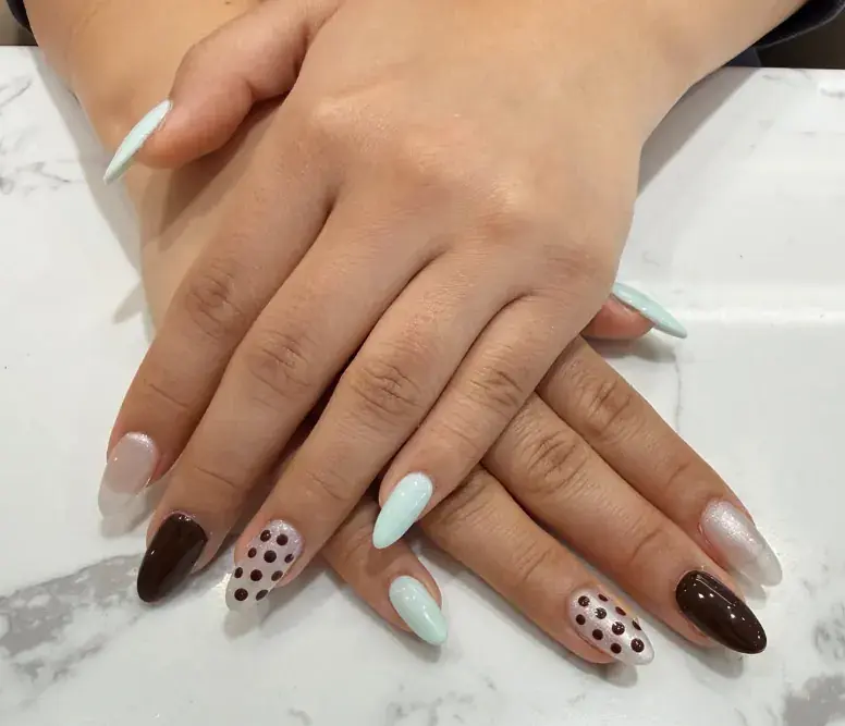 Mint Chocolate Polka Almond